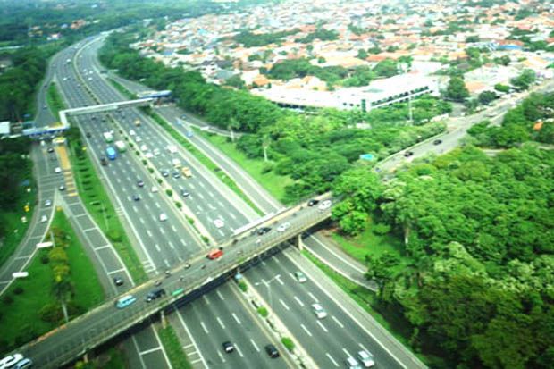 Jembatan Jatiwaringin,...