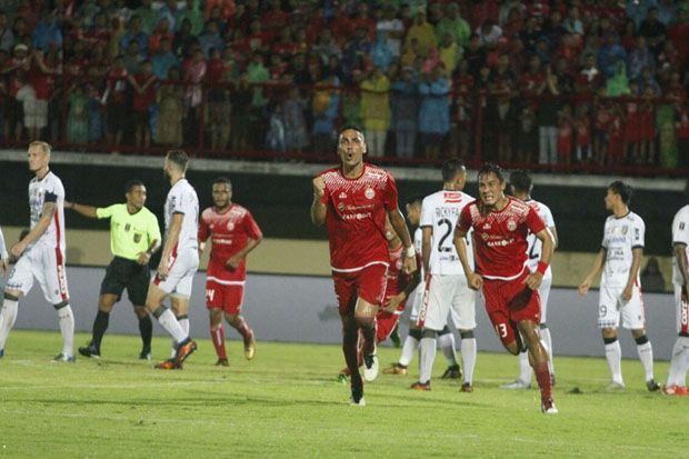 Dikalahkan Bali United,...
