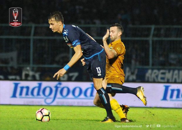 Arema FC Rebut Tiket...