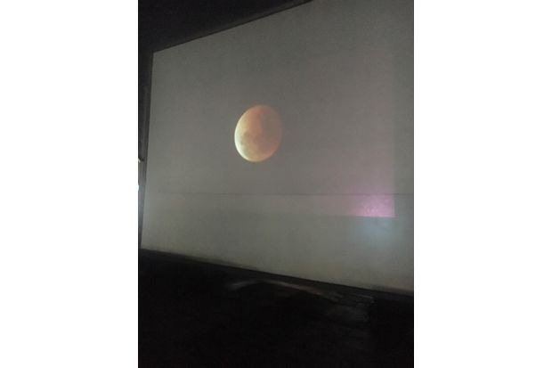 Gerhana Bulan Total...