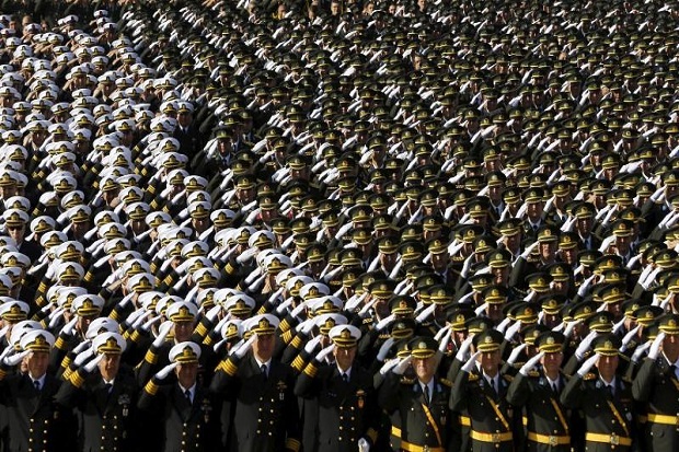 Usai Tentara Darat,...