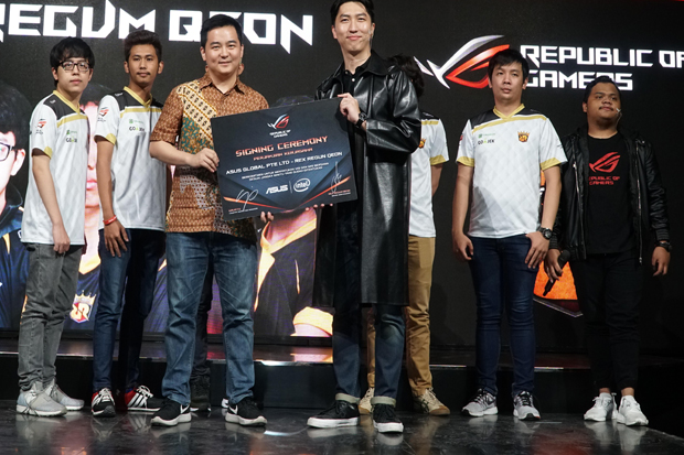 Asus Banderol ROG G703...