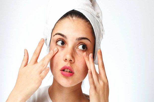 4 Scrub dari Bahan Alami...