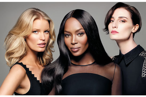 Naomi Campbell Menentang...