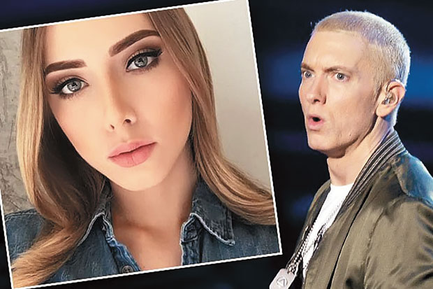Eminem Dekat dengan...