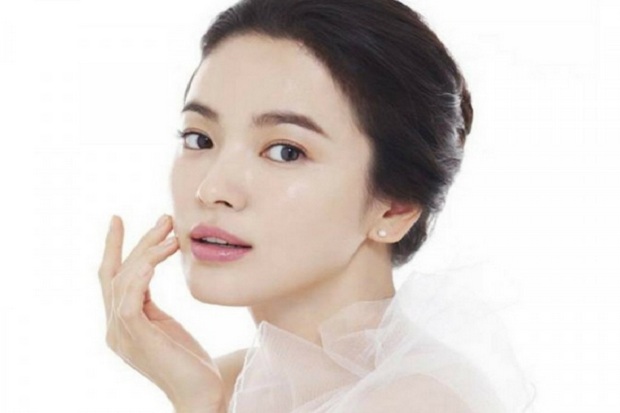 Song Hye Kyo Pakai Bedak...