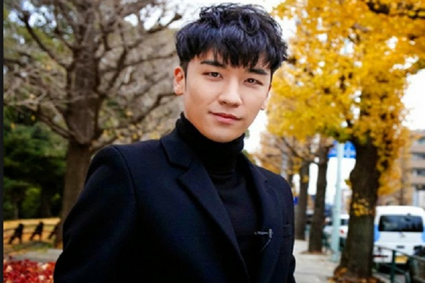 Telat, Seungri Tetap...