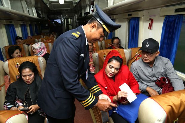 Puti Soekarno Bertekad...