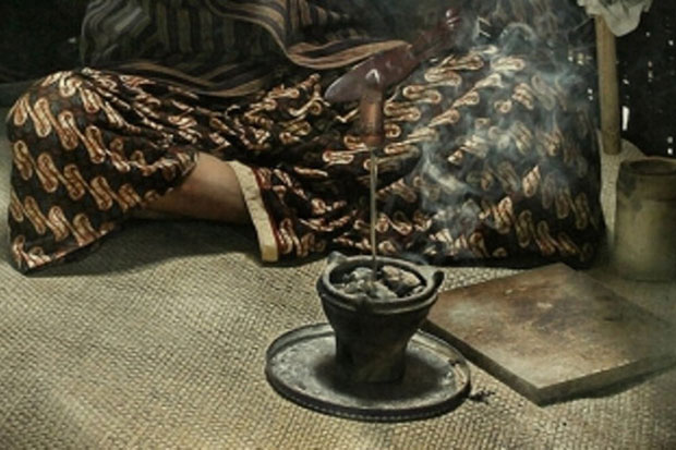 Kelabui Warga Rp85 Juta,...
