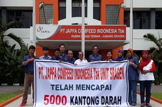 PMI Anugerahkan Japfa...