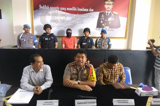 Penganiaya Ketua RT...