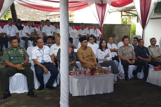 Pemkab-AP I Siapkan...