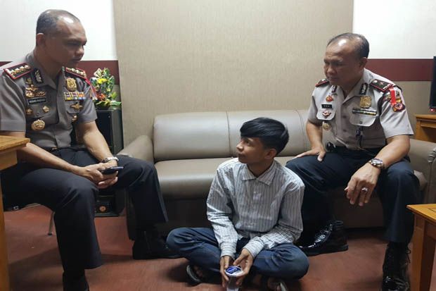 Diduga Mabuk Lem, Pemuda...