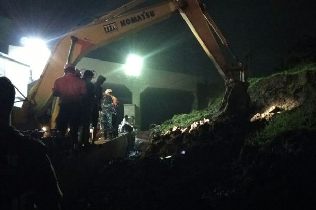 Longsor Underpass Bandara...