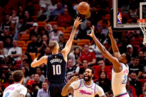 Hassan Whiteside Gagal...