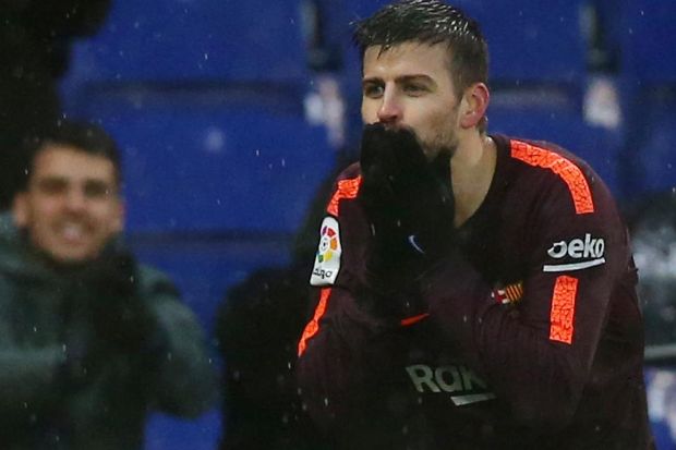 Ledek pendukung Espanyol,...
