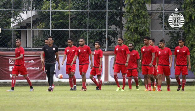 Persija Hadapi Jadwal...