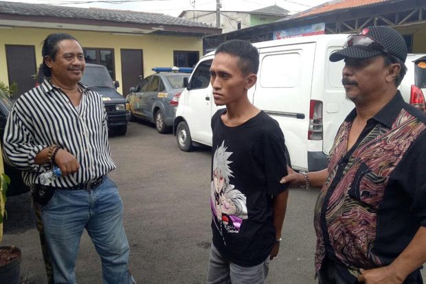 Butuh Uang untuk Nyabu,...