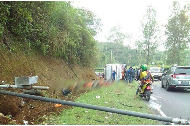 Korban Tewas Kecelakaan...