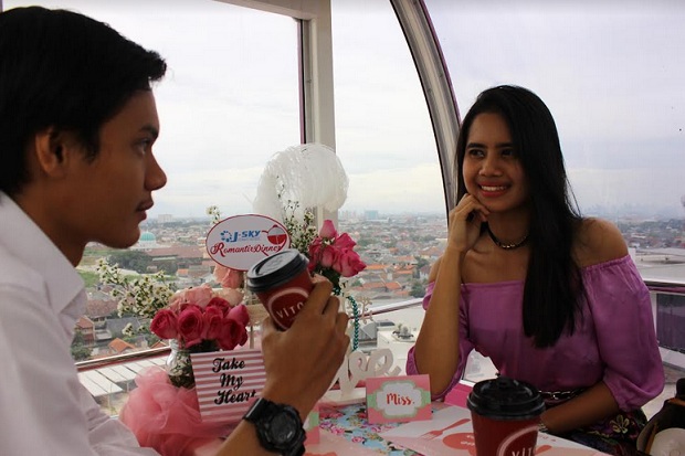 Rayakan Valentine dengan...