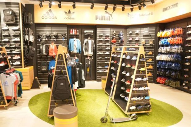 Yuk! Belanja Sepatu...