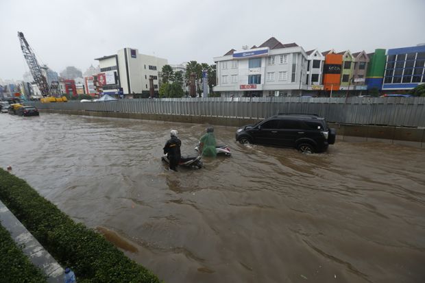 BNPB Ungkap Faktor Penyebab...