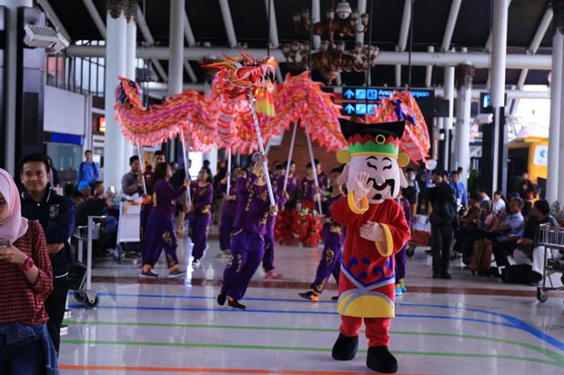 Imlek, Bandara Soekarno-Hatta...