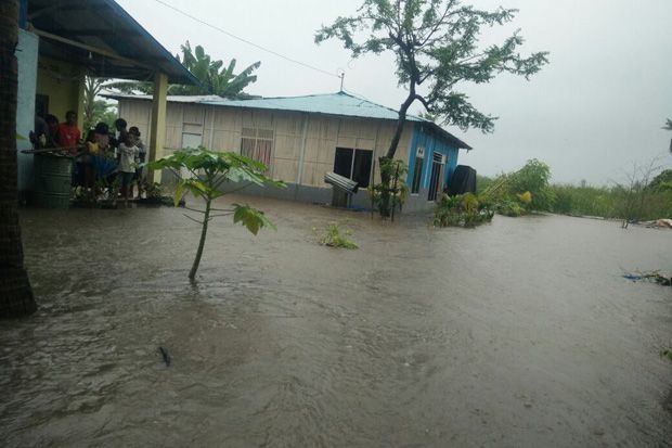 Ratusan Rumah Warga...
