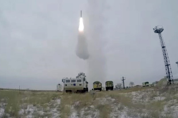 Rusia Uji Coba Sistem...