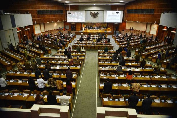 Penolakan UU MD3 Bergulir,...