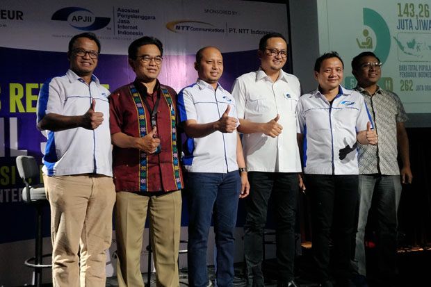 Penetrasi Pengguna Internet...