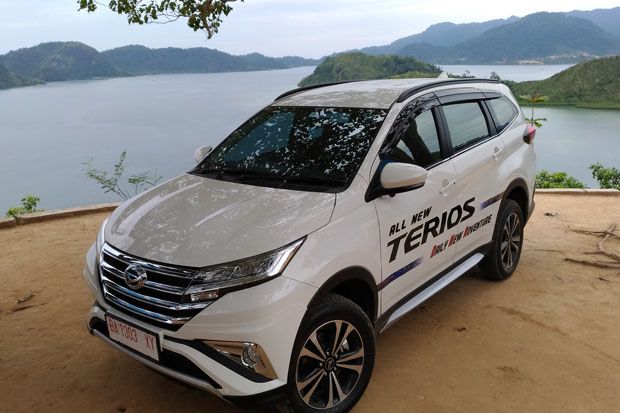 Lima Varian Mobil Angkat...