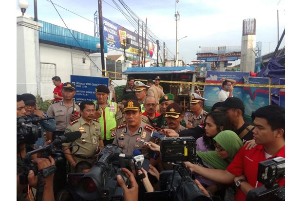Girder Tol Becakayu...