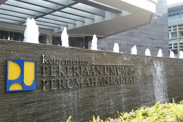 Pembangunan 32 Jalan...
