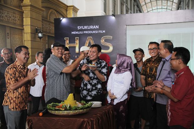 Film Haji Asrama Awal...