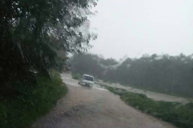 Hujan Deras, Puluhan...