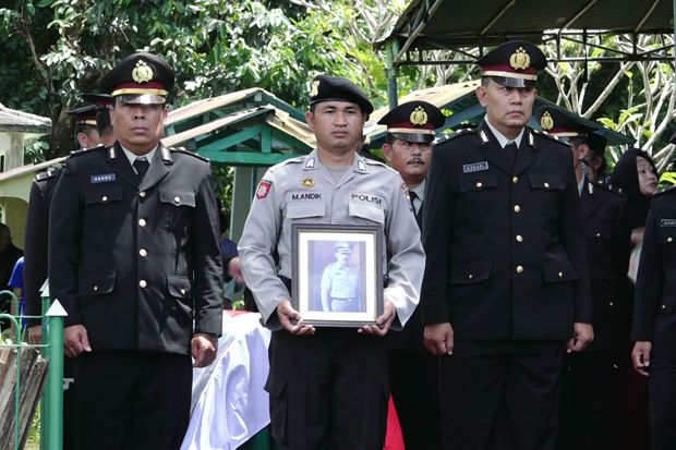 Ada Silet Berlumuran...