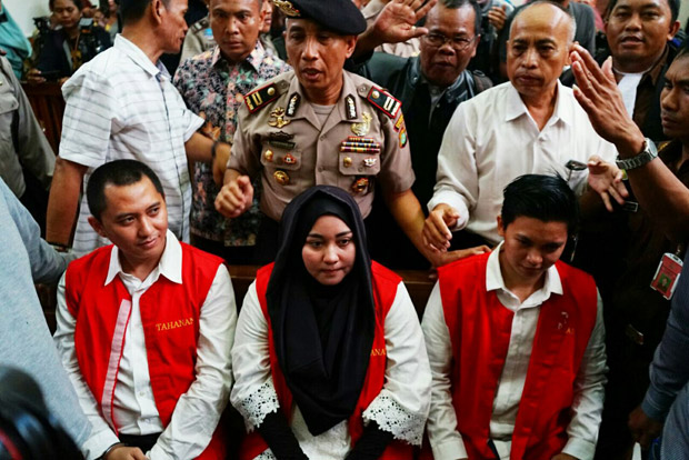 Sidang Berlangsung Singkat,...