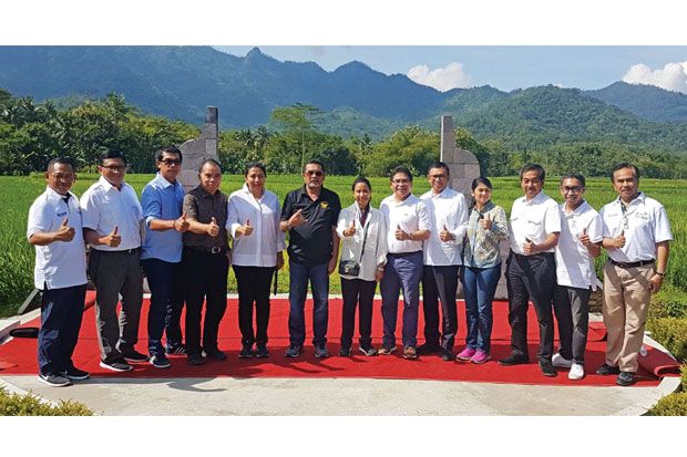 BUMN Kembangkan Ekonomi...