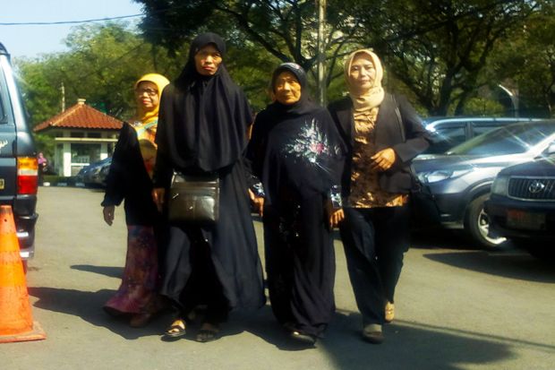 Digugat Empat Anak Kandung,...