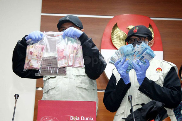 Suap Bupati Subang,...