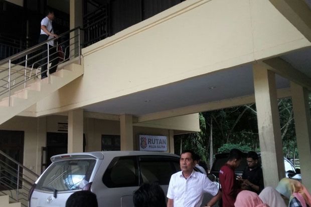 Wali Kota Kendari dan...