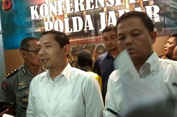 Sebarkan Kabar Bohong...