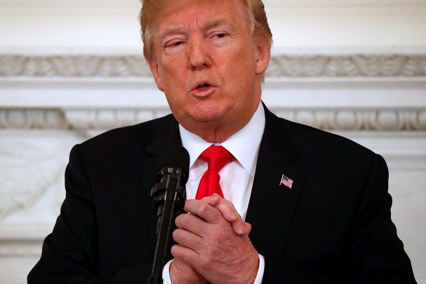 Bahas Iran, Trump Telepon...