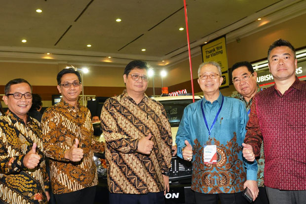 Jajaran Mobil Niaga...