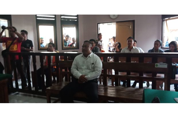 Jadi Bandar Narkoba,...