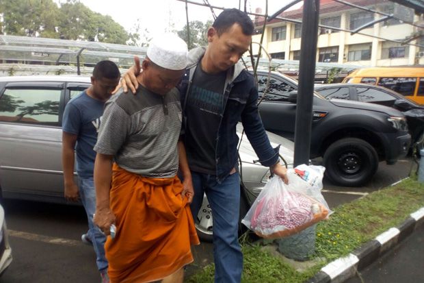 Cari Simpati, Marbot...