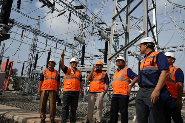 PLN Rampungkan 67 Proyek...