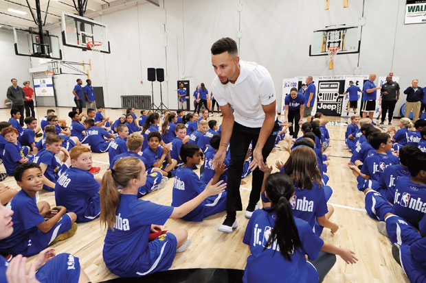 Stephen Curry, Bukan...