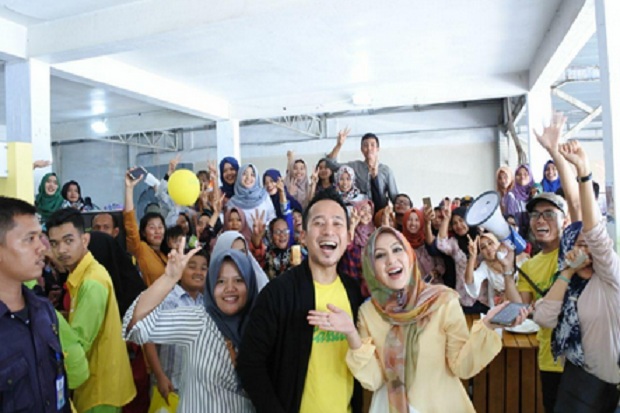 Denny Cagur dan Istri...